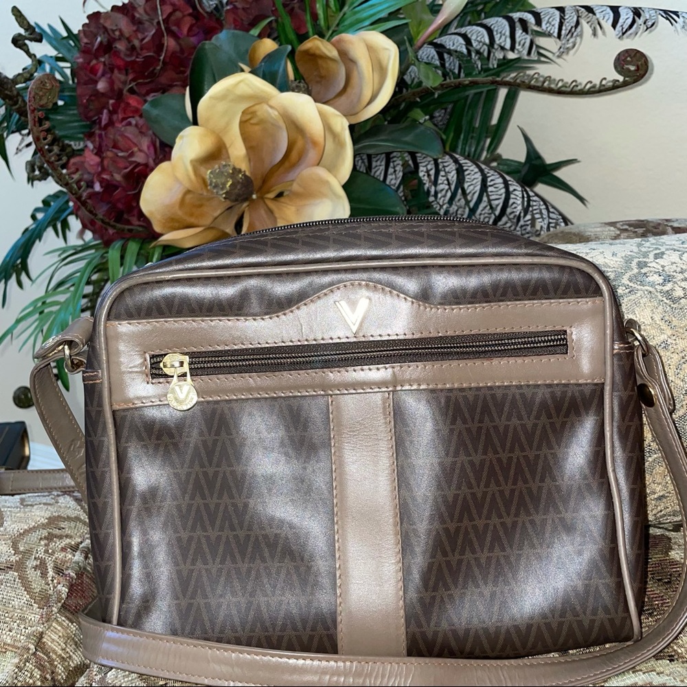 MARIO VALENTINO Shoulder bag Diagonal shoulder bag Brown Gold metal fittings